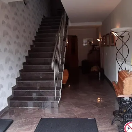 מלון Gaestehaus Hoeltig *