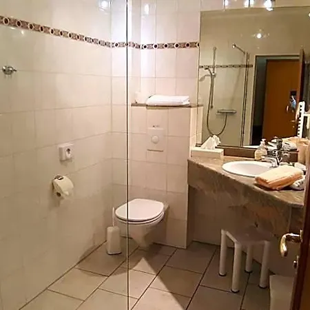 Hotel Gaestehaus Hoeltig